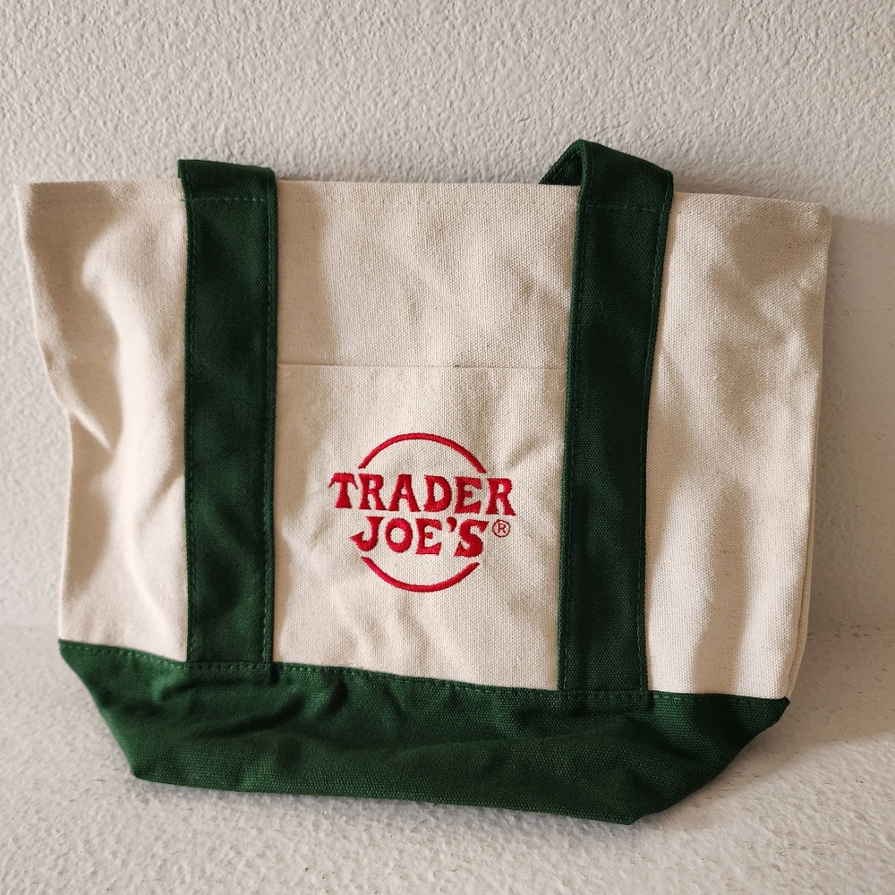 Trader Joes Totes (Green, Navy, Yellow & Red) - Set of 4 - Picture 3 of 10